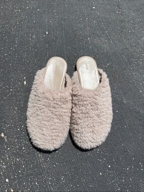 Zara Women's Plush Faux Fur Slide Slippers - Taupe